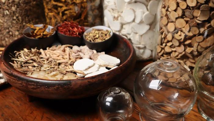 年轻人,中药,疫情,