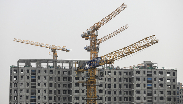 楼市暖意初现，70大中城市新房价格一年来首次止跌