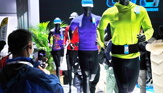 GORE-TEX官宣新型面料，户外服饰既要环保、又要时尚|寻找低碳启明星④