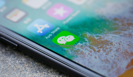 推出“小红书”，微信在做加法