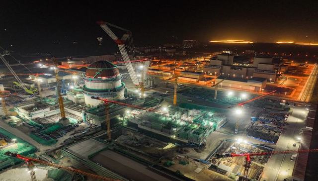 华能海南昌江核电3号机组内穹顶吊装成功