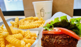加码中国市场的“汉堡特斯拉”Shake Shack，能成为下一个星巴克吗？