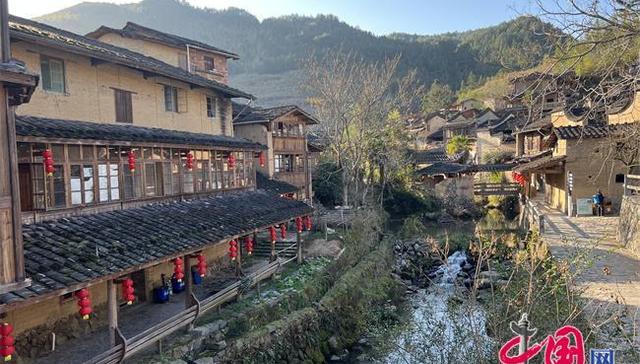 文化创意产业,传统村落,古村,新村民,龙潭,新生,黄金屋,受益人,工料法,抢救