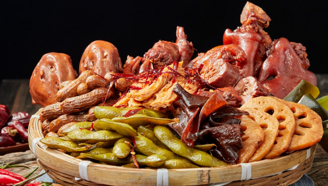 卤味食品,周黑鸭,年轻人,利润下滑,