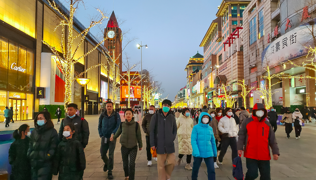 牛津经济研究院：不宜对2023年消费回升幅度过于乐观