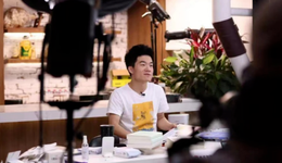 走紅的董宇輝，失色的東方甄選