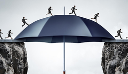 借财信吉祥人寿3个月内二次增资，芒果传媒跨界布局保险成最大看点