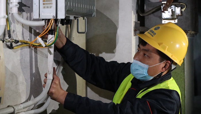 5G，双千兆,上海市经信委,为民办实事,住宅小区,地下车库,移动通信,网络覆盖,专项工程