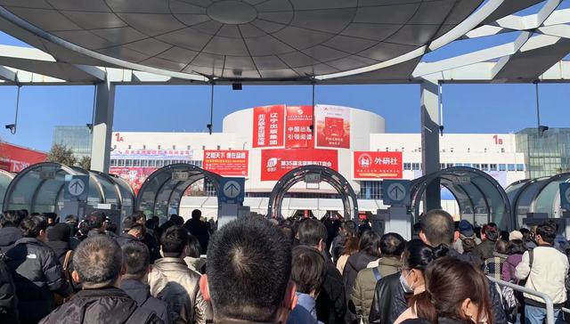 三年没见，2023年北京图书订货会首日人气爆棚