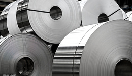 明泰铝业拟定增20亿投新能源产品，去年满产满销但股价近腰斩