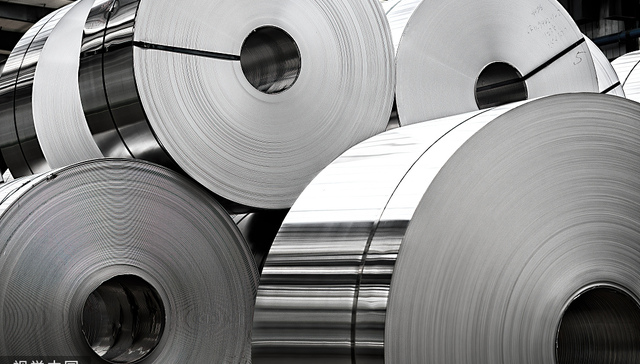 明泰铝业拟定增20亿投新能源产品，去年满产满销但股价近腰斩