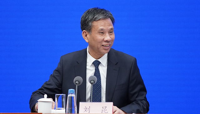 财政部长刘昆详解2023年财政政策如何“加力提效”