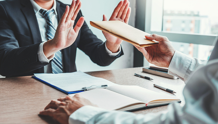 有头部券商要减薪30%-50%？业内称并不知情，监管却在频频发声