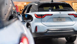 大洗牌前夜，理想和蔚來(lái)不敢喘氣