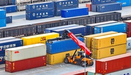 新出口订单指数时隔近两年重回荣枯线上，是否预示出口改善？