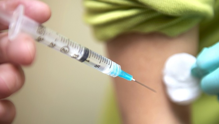 哪些群体有必要接种带状疱疹疫苗？不同的带状疱疹疫苗孰优孰劣？