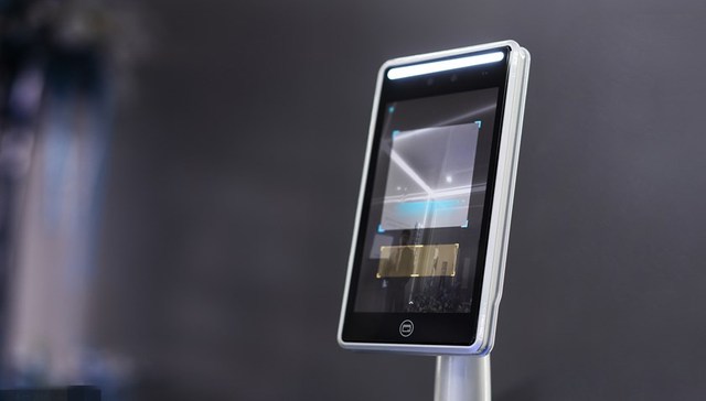 委员：尽快立法规范人脸识别技术，代表：制定金融消费者权益保护法｜两会声音