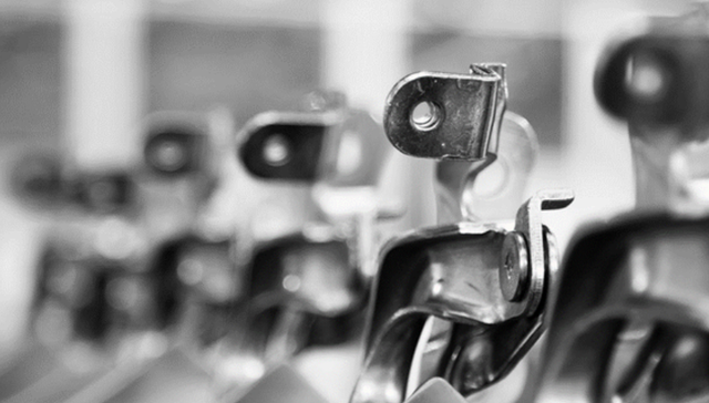 均胜电子,汽车零部件,业绩,