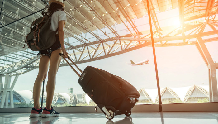 上海，全国两会，旅游，出境,春秋航空,政协委员