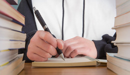 上海代表团“云采访”：回应“警惕考研‘高考化’”，聚焦促进就业、乡村振兴 | 两会·最热烈