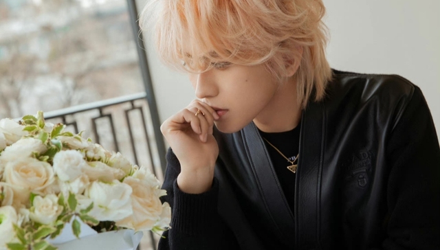 音乐产业,偶像工业,蔡徐坤,实体唱片,搭售,周边产品