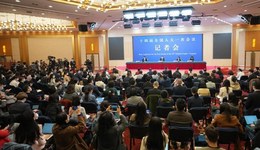 秦刚谈乌克兰危机：似乎有只“看不见的手”推动冲突延宕升级