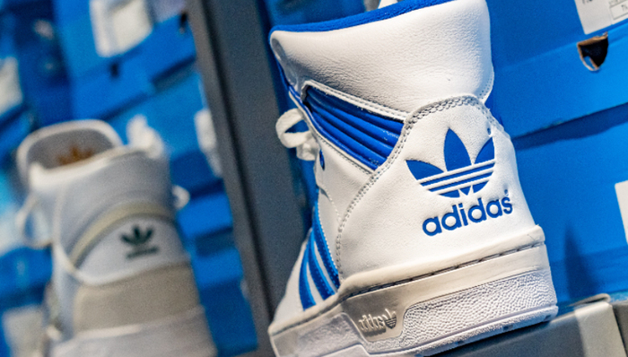 阿迪达斯,耐克,消费,财报,李宁