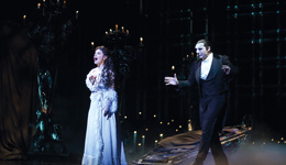 中文版《剧院魅影》女主角人选敲定，三位歌剧演员首演音乐剧