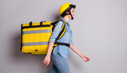 骑手、配送员和司机，当女性成为城市的体力劳动者