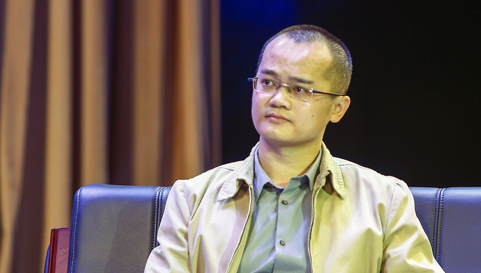 王兴出手支持“下铺兄弟”王慧文再创业，将出任董事并参与A轮投资