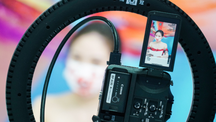 TVB,直播带货,电商,百亿补贴,