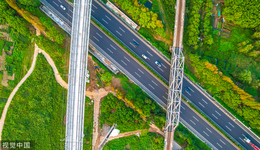 2023年财政着力点重回支出端，对基建的态度或偏谨慎 | 两会·最关注