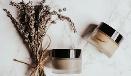 2022年国货化妆品龙头：崛起、较量与劝退