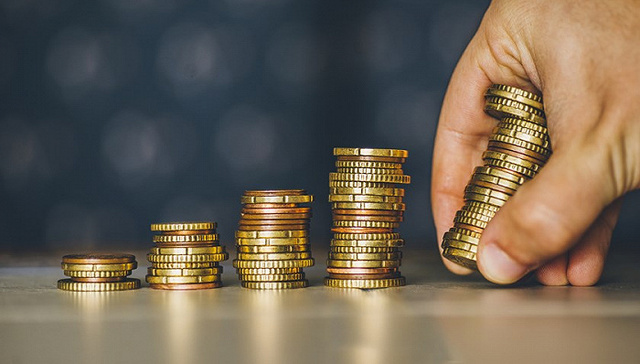 蚂蚁消费金融去年净利润8.4亿元，全年融资近800亿元 | 大厂金融事