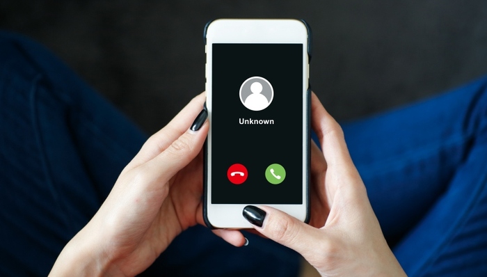 骚扰电话乱象升级：AI机器人每天可打上千通，全年无休 | 界面科技315