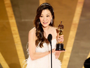 多重宇宙里的东亚家庭故事，杨紫琼演艺生涯的最好演出