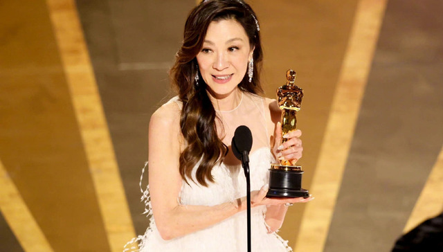 多重宇宙里的东亚家庭故事，杨紫琼演艺生涯的最好演出