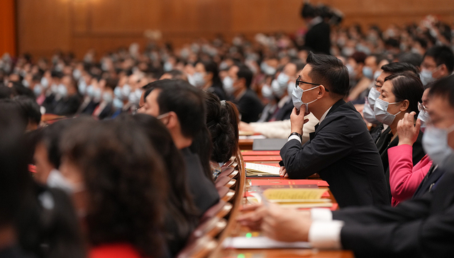 两会双碳提案：加强立法、重启CCER市场、推动可持续标准制定