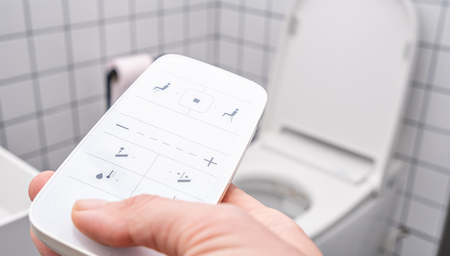 质量不过关、维修不专业，卫浴爆款智能马桶反而带来更多麻烦｜界面家居315