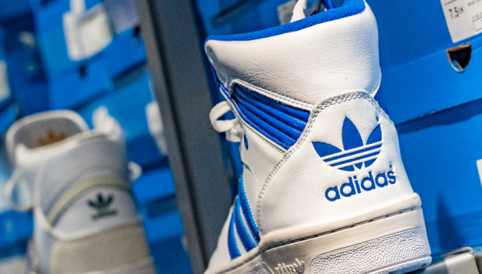 运动品牌,销量,业绩下滑,降价,