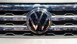 大众计划投入1800亿欧元搞电动化，保时捷将推首款纯电SUV