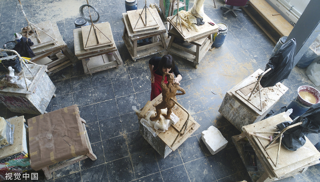 任何幸福都是一种对抗有限的胜利 | 一周新书推荐