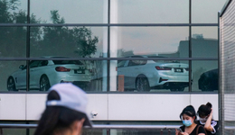 汽车降价潮起，对“瓜子二手车们”有啥影响？