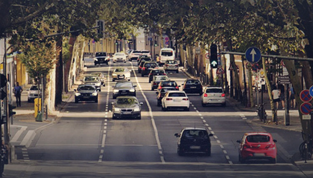 东风汽车,燃油车,降价,转型,新能源汽车,