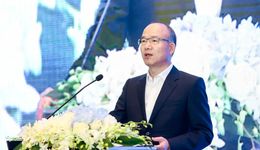 “复星系”卖南钢、买万盛，郭广昌在下一盘什么棋？