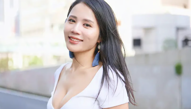 铃木凉美：白天与黑夜之间，进步与落后之间