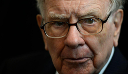 应对危机，美国银行业开始向巴菲特求助