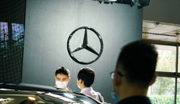 北京奔馳去年狂賺千億，但勝利之下仍有隱患