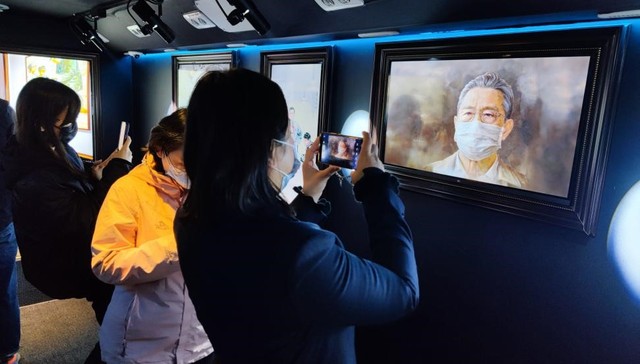 家门口的美术馆受好评！“奋斗艺术巴士”走进上海新江湾城