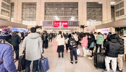 途牛、众信、凯撒，都在紧握“出境游”这根稻草